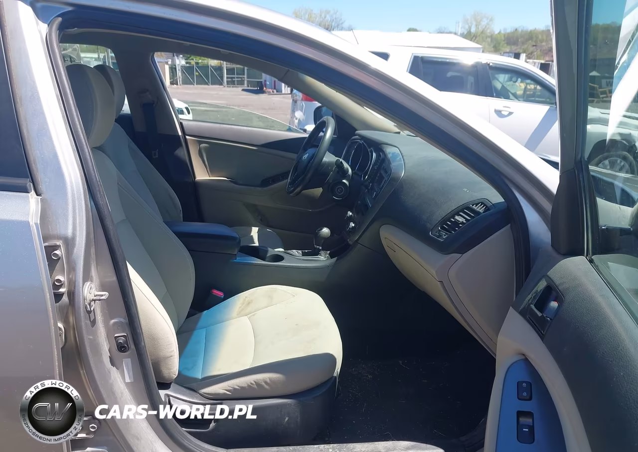 2012 Kia Optima Lx VIN:5XXGM4A78CG033000 - 5