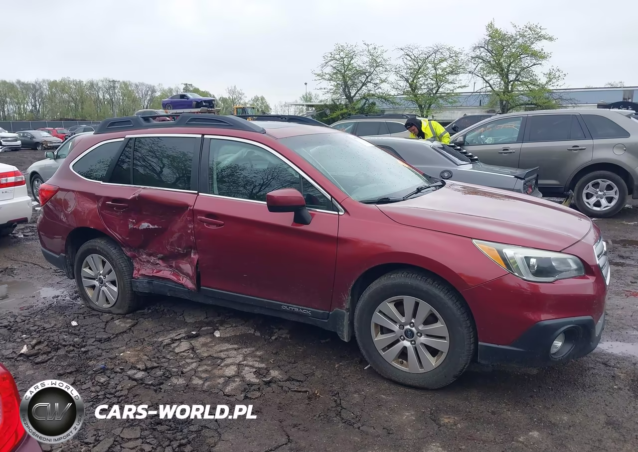 2015 Subaru Outback 2.5I Premium VIN:4S4BSBEC3F3225713 - 13