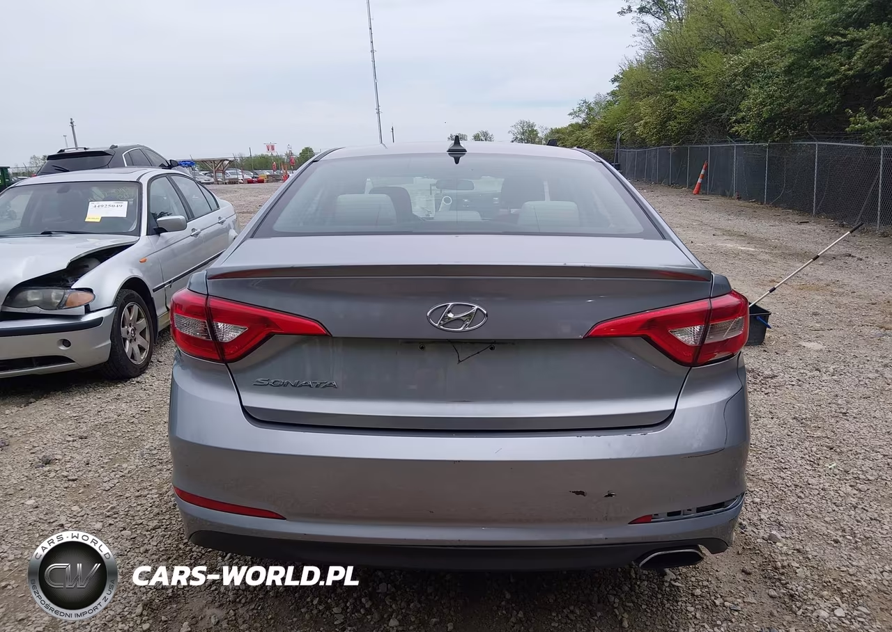2015 Hyundai Sonata Se VIN:5NPE24AF5FH229764 - 17