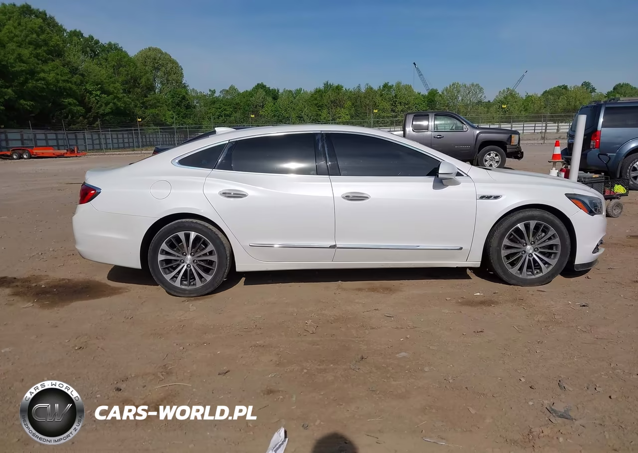 2018 Buick Lacrosse Premium VIN:1G4ZR5SS2JU135494 - 13