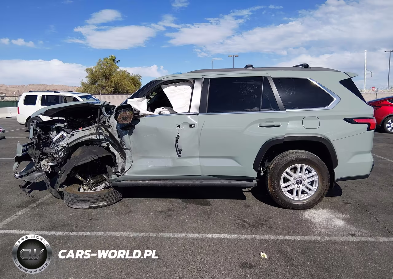 2025 Toyota Sequoia Sr5 VIN:7SVAAABA1SX071043 - 14