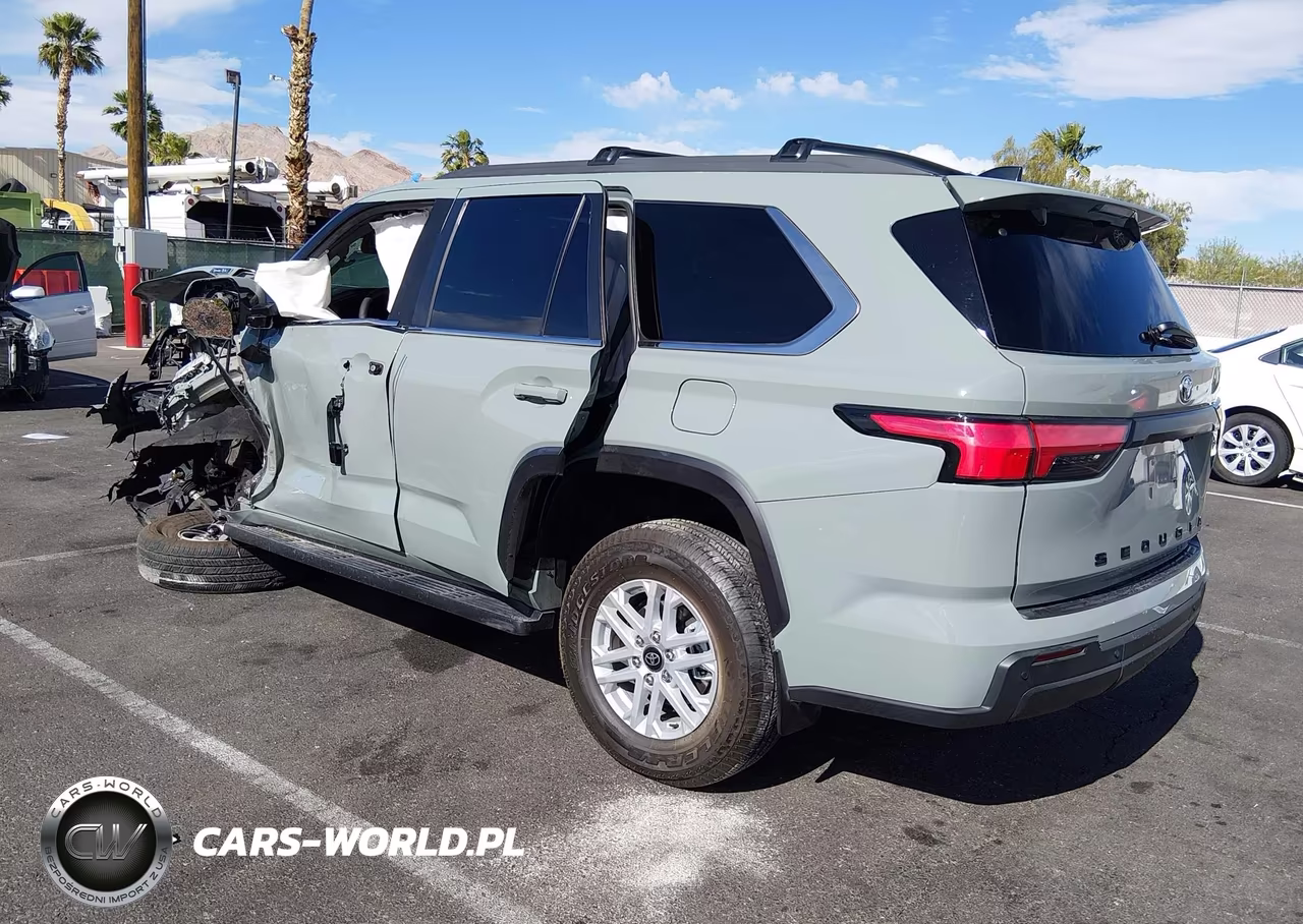 2025 Toyota Sequoia Sr5 VIN:7SVAAABA1SX071043 - 3