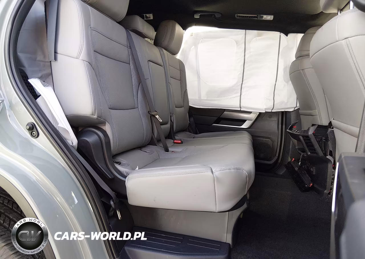 2025 Toyota Sequoia Sr5 VIN:7SVAAABA1SX071043 - 8