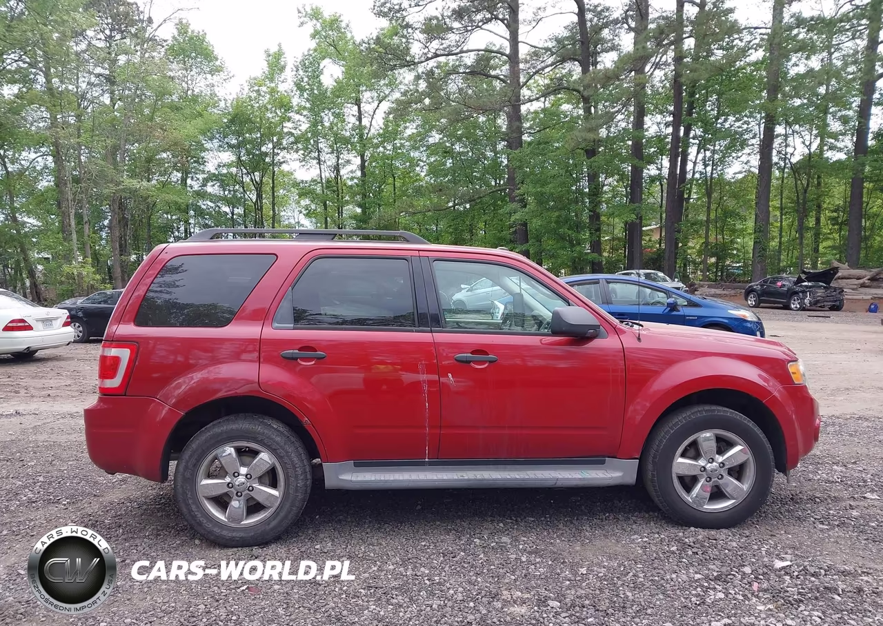 2011 Ford Escape Xlt VIN:1FMCU9D71BKA77735 - 13