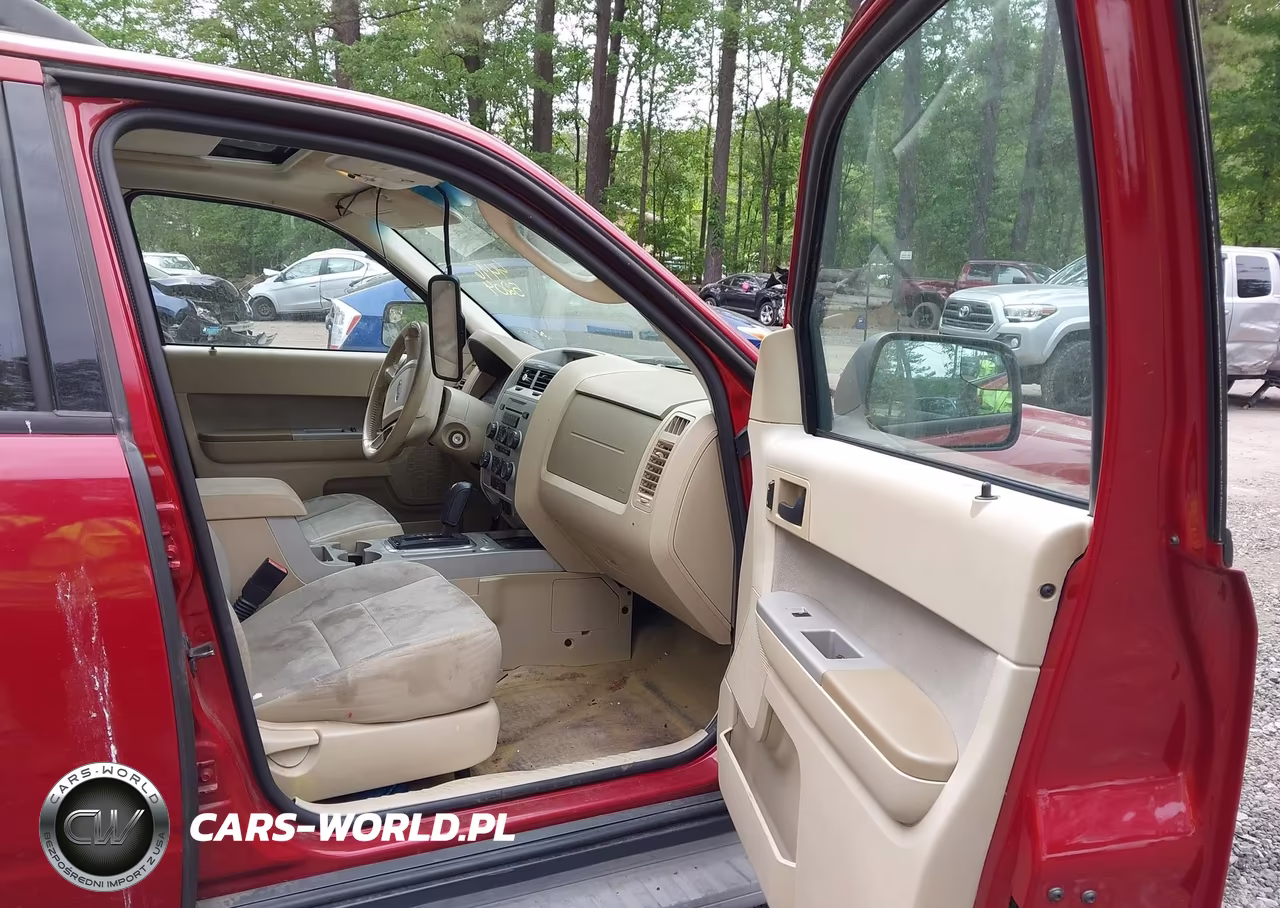 2011 Ford Escape Xlt VIN:1FMCU9D71BKA77735 - 5