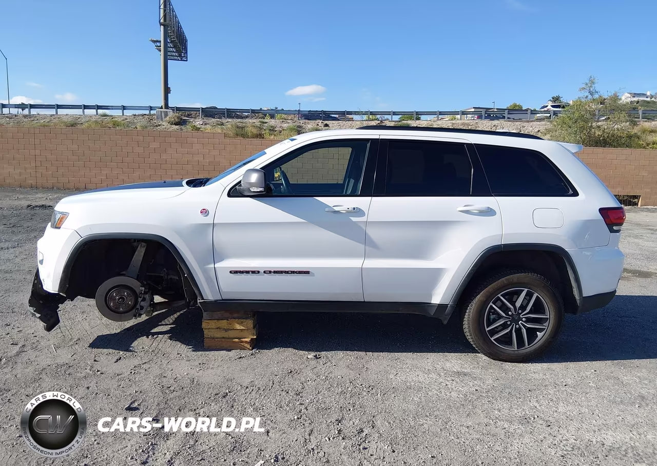 2021 Jeep Grand Cherokee Trailhawk 4X4 VIN:1C4RJFLG9MC531024 - 15