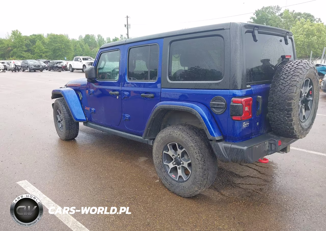 2018 Jeep Wrangler Unlimited Rubicon 4X4 VIN:1C4HJXFN9JW301747 - 3