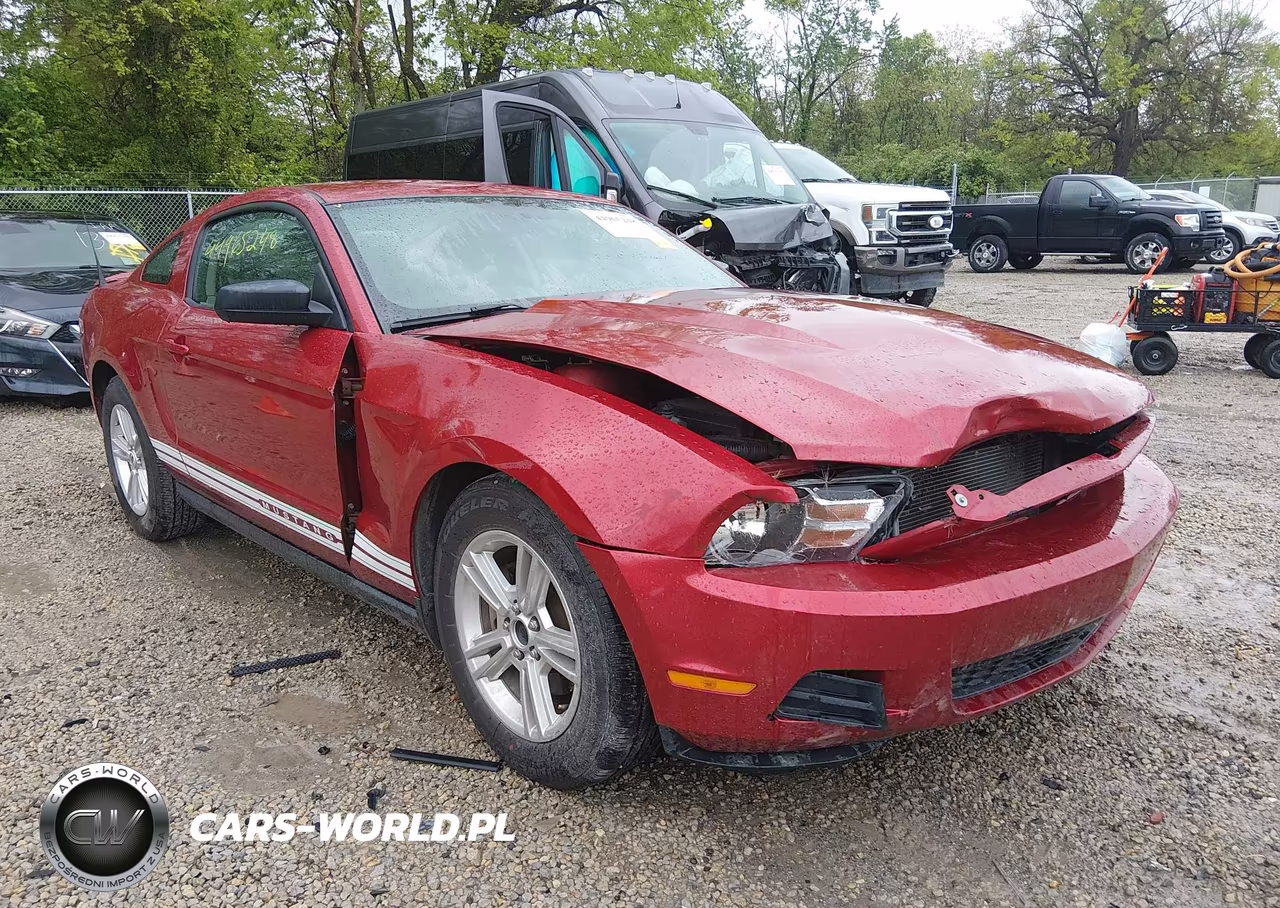 2011 Ford Mustang V6