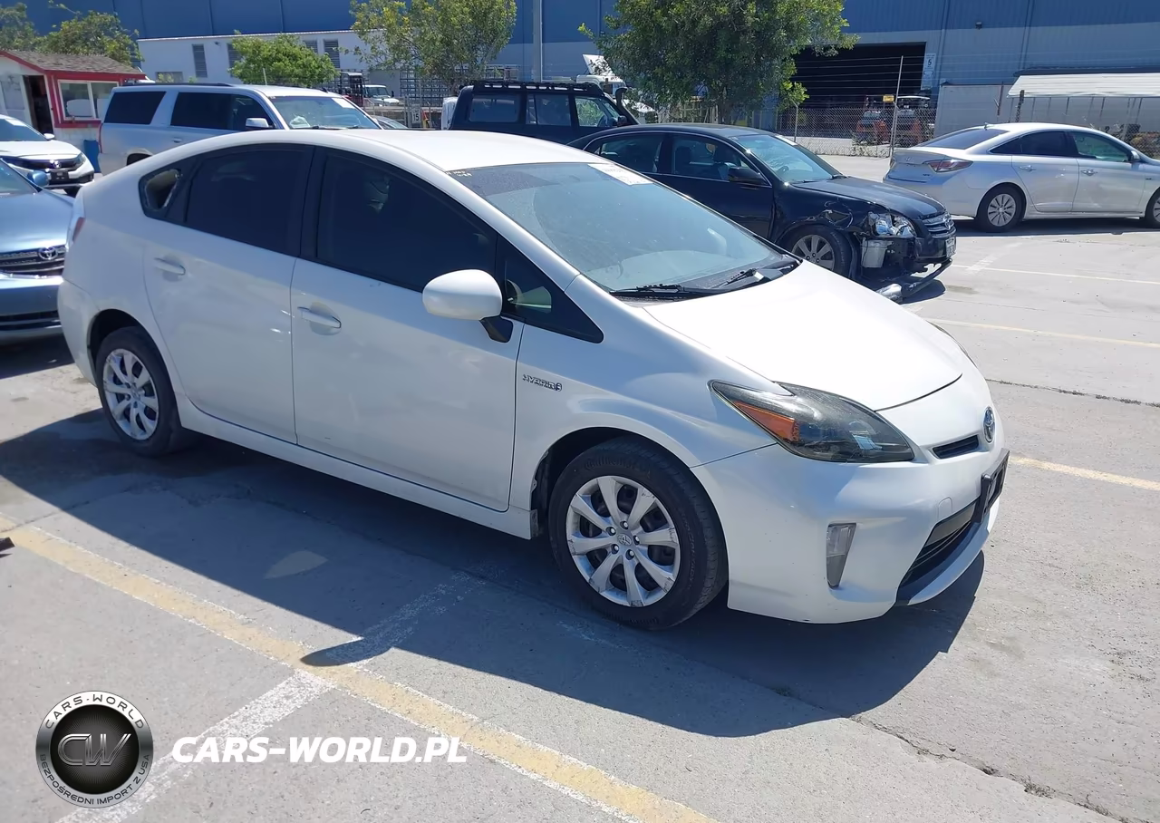 2014 Toyota Prius Two