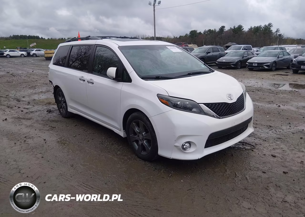 2015 Toyota Sienna Se 8 Passenger – zdjęcie 1 z 17