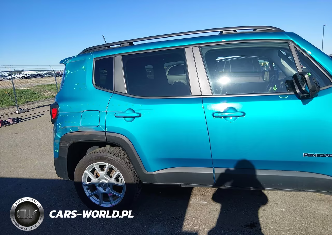 2021 Jeep Renegade Latitude 4X4 VIN:ZACNJDBB4MPM75236 - 6