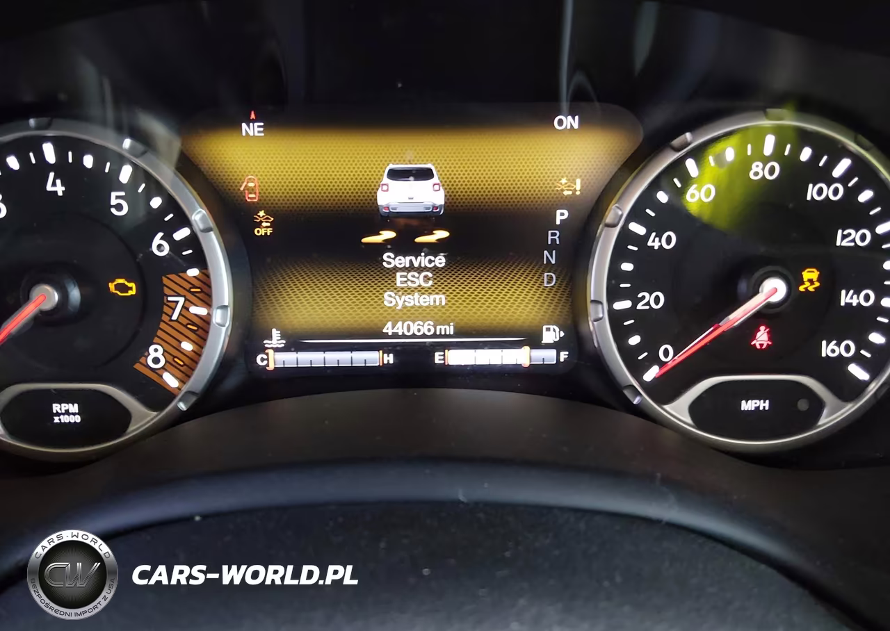 2021 Jeep Renegade Latitude 4X4 VIN:ZACNJDBB4MPM75236 - 7