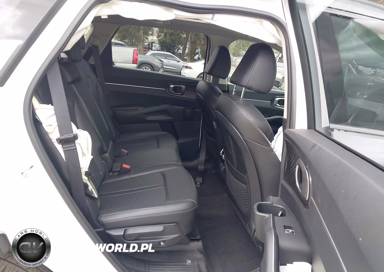 2025 Kia Sorento S VIN:5XYRL4JC4SG396722 - 8