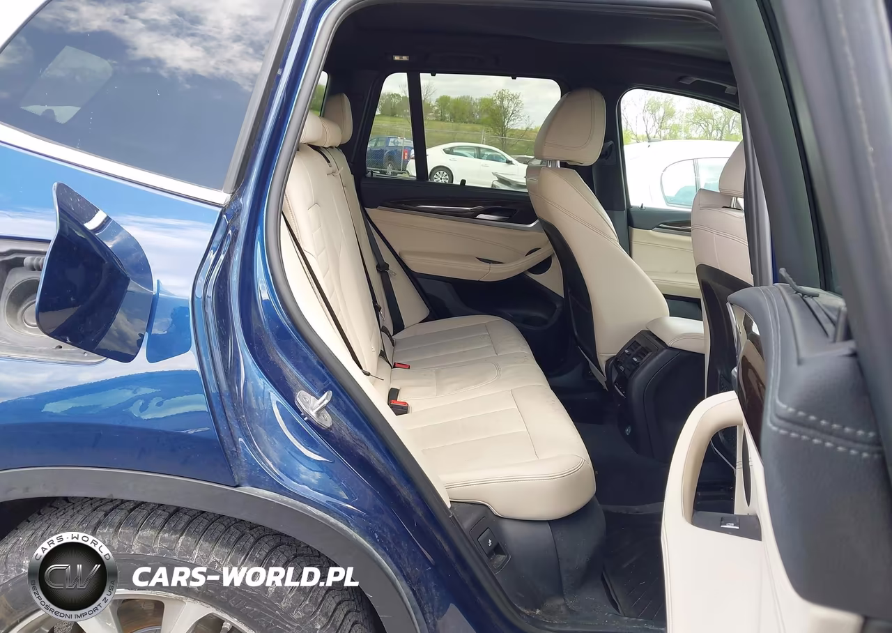 2018 BMW X3 xDrive30I VIN:5UXTR9C51JLC80964 - 8