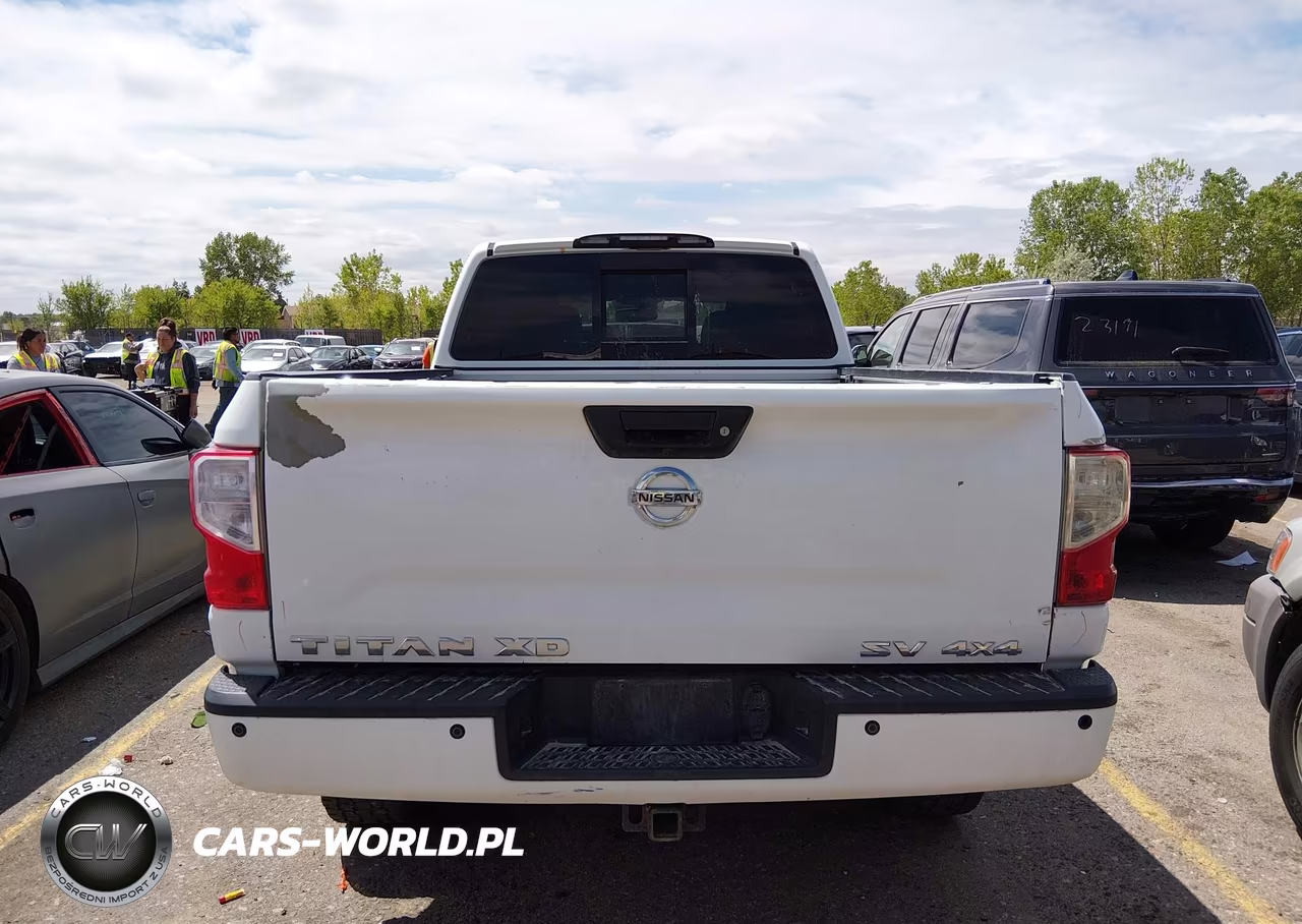 2017 Nissan Titan Xd Sv Diesel VIN:1N6BA1F48HN551472 - 17