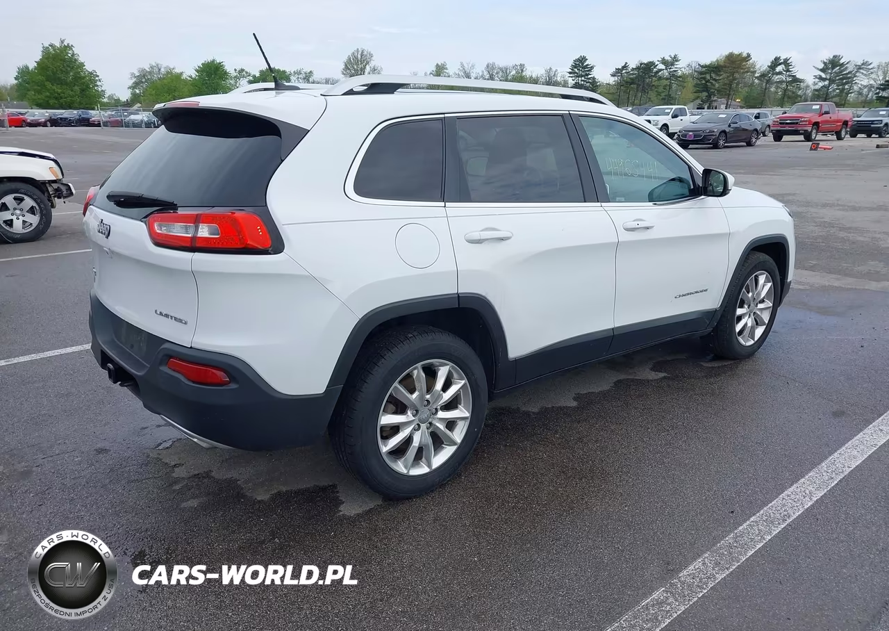 2015 Jeep Cherokee Limited VIN:1C4PJMDS5FW630178 - 4