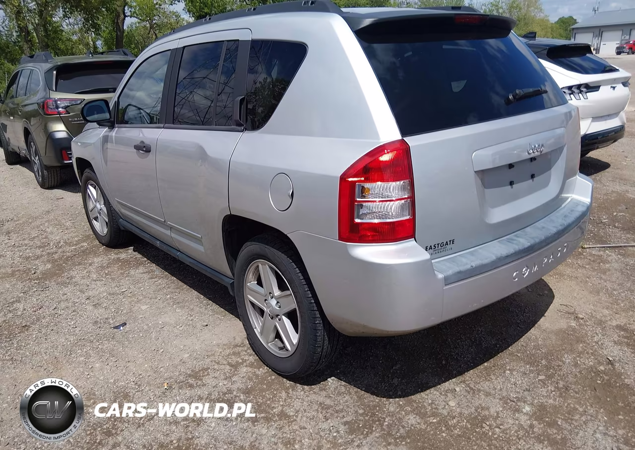 2008 Jeep Compass Sport VIN:1J8FT47038D777123 - 3