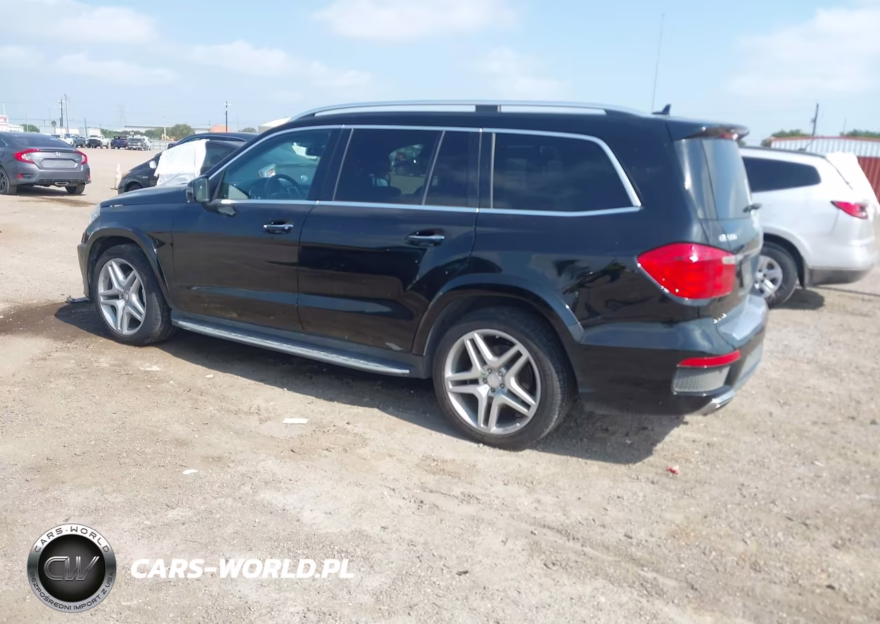 2015 Mercedes-Benz Gl 550 4Matic VIN:4JGDF7DEXFA588809 - 3