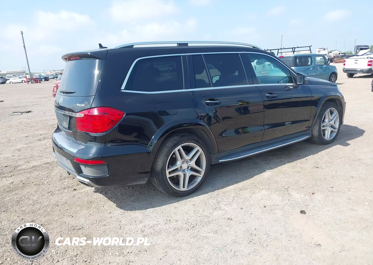 2015 Mercedes-Benz Gl 550 4Matic VIN:4JGDF7DEXFA588809 - 4
