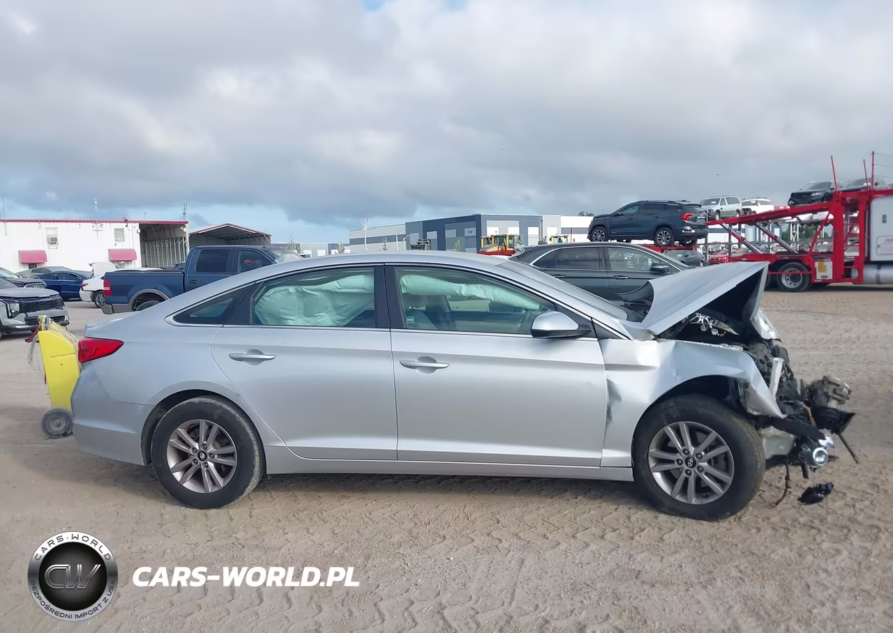 2016 Hyundai Sonata Se VIN:5NPE24AF5GH359531 - 13