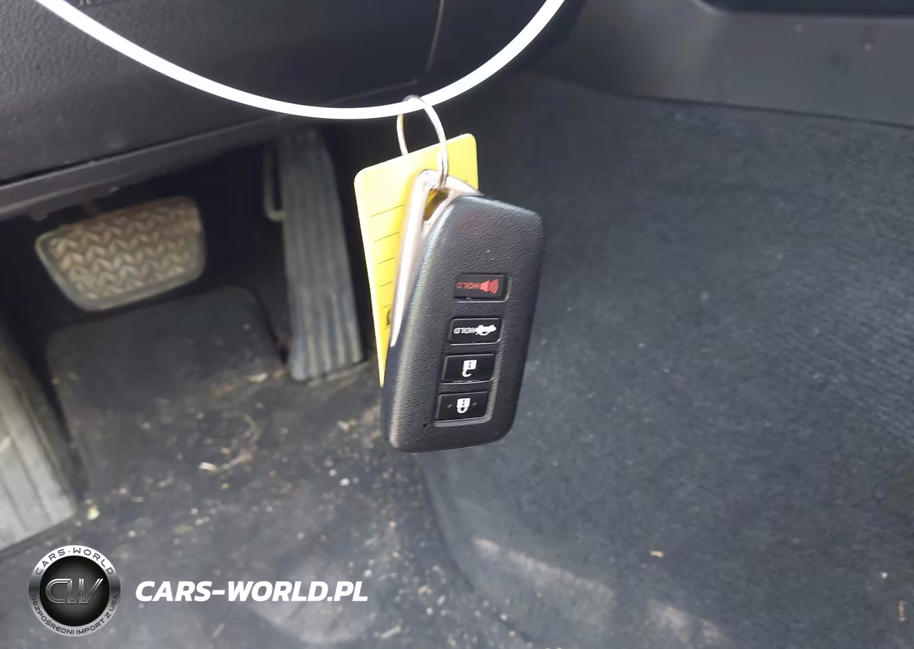 2015 Lexus Is 350 VIN:JTHCE1D28F5007823 - 11