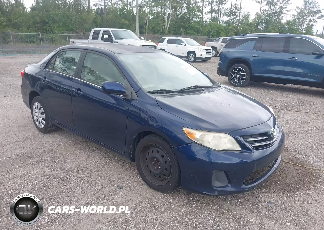 2013 Toyota Corolla Le – zdjęcie 1 z 16