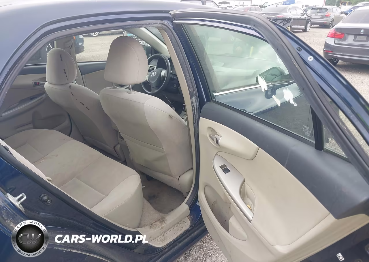 2013 Toyota Corolla Le VIN:JTDBU4EE8DJ115437 - 8