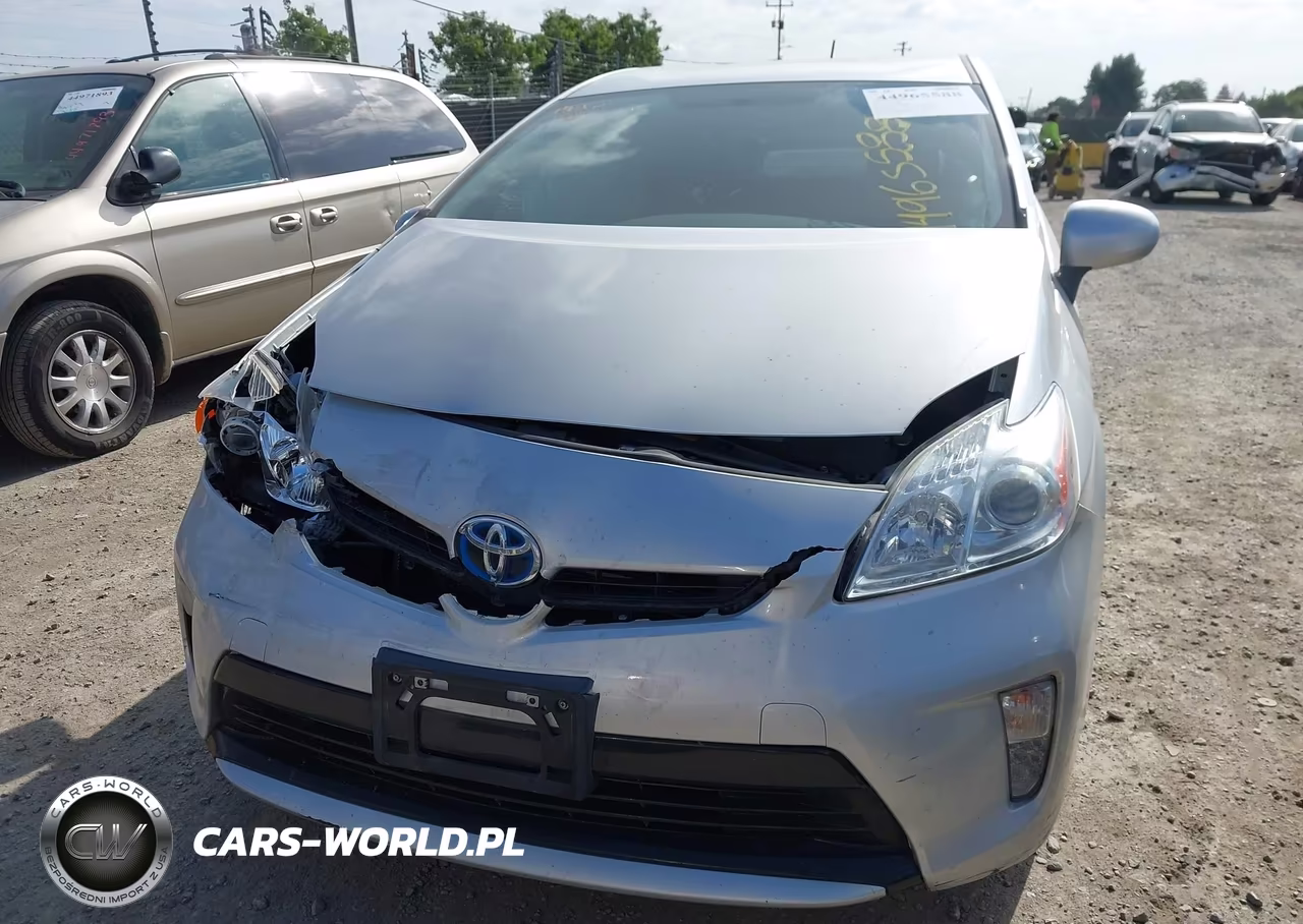 2014 Toyota Prius Three VIN:JTDKN3DU9E0375126 - 12