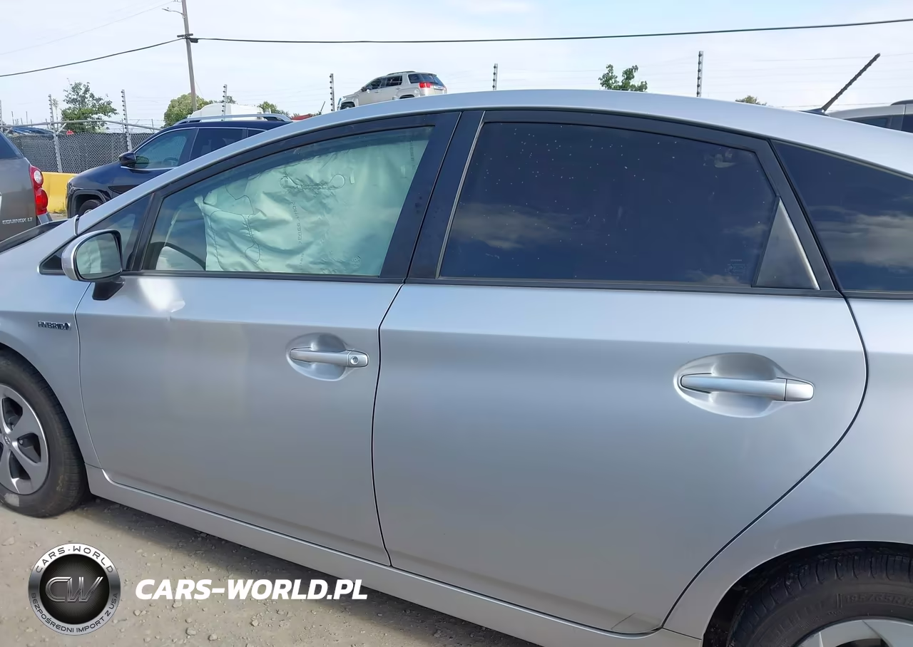 2014 Toyota Prius Three VIN:JTDKN3DU9E0375126 - 14