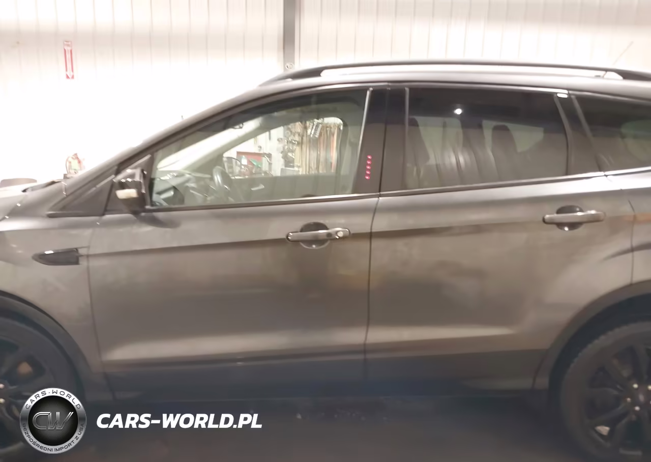 2018 Ford Escape Titanium VIN:1FMCU9J93JUB63010 - 15