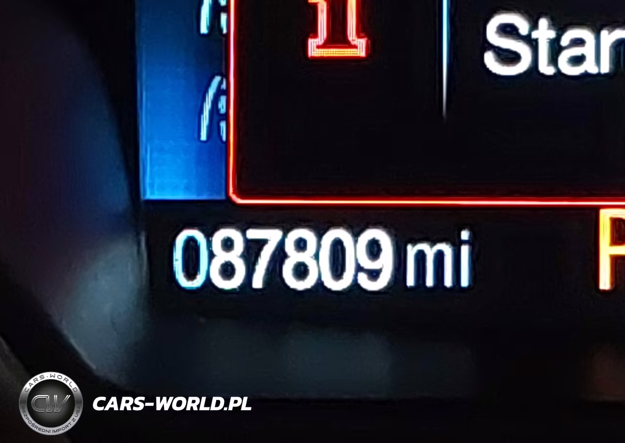 2018 Ford Escape Titanium VIN:1FMCU9J93JUB63010 - 16