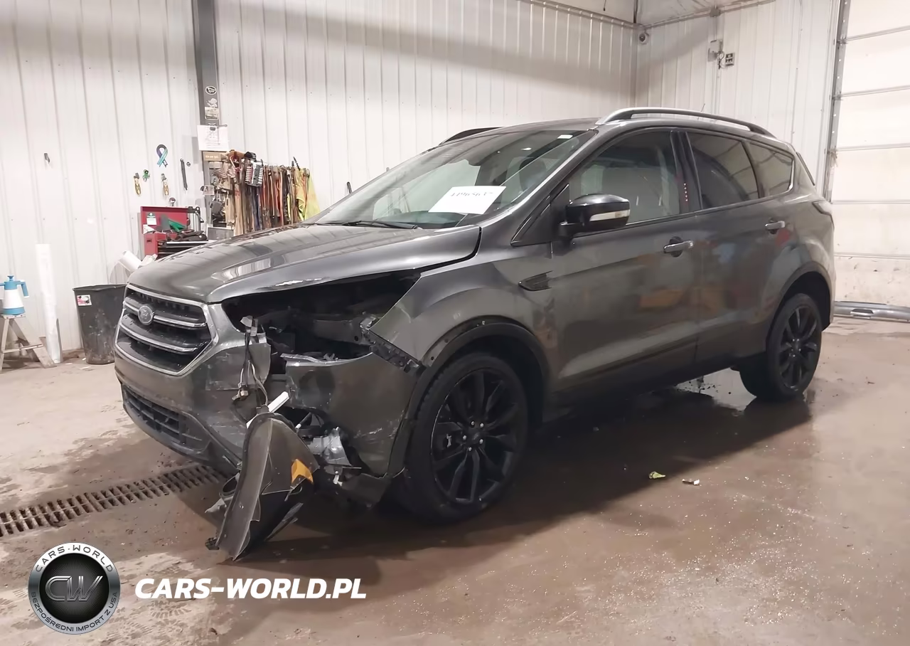 2018 Ford Escape Titanium VIN:1FMCU9J93JUB63010 - 2