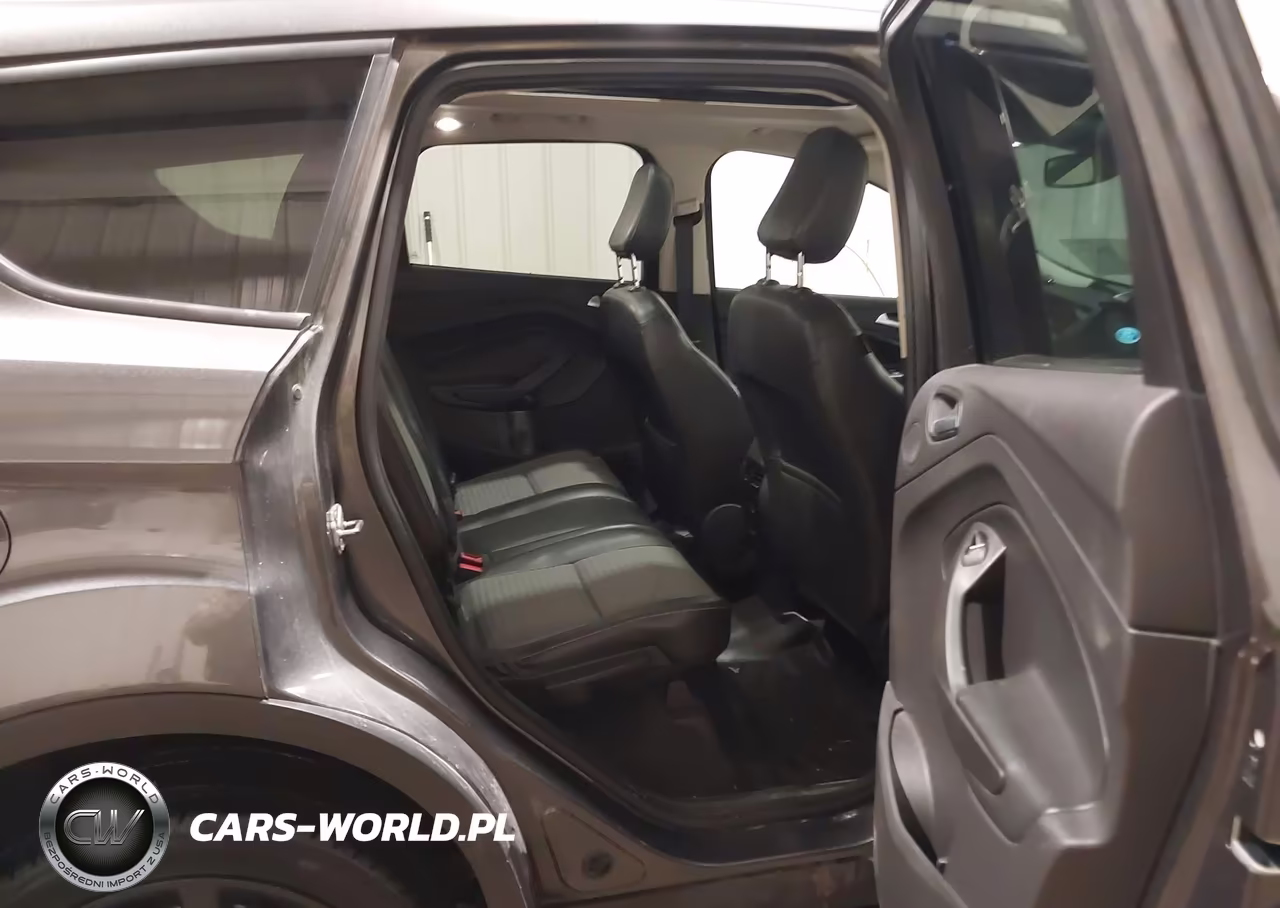 2018 Ford Escape Titanium VIN:1FMCU9J93JUB63010 - 8