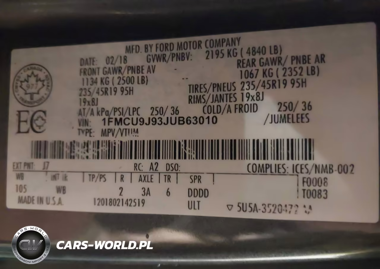 2018 Ford Escape Titanium VIN:1FMCU9J93JUB63010 - 9