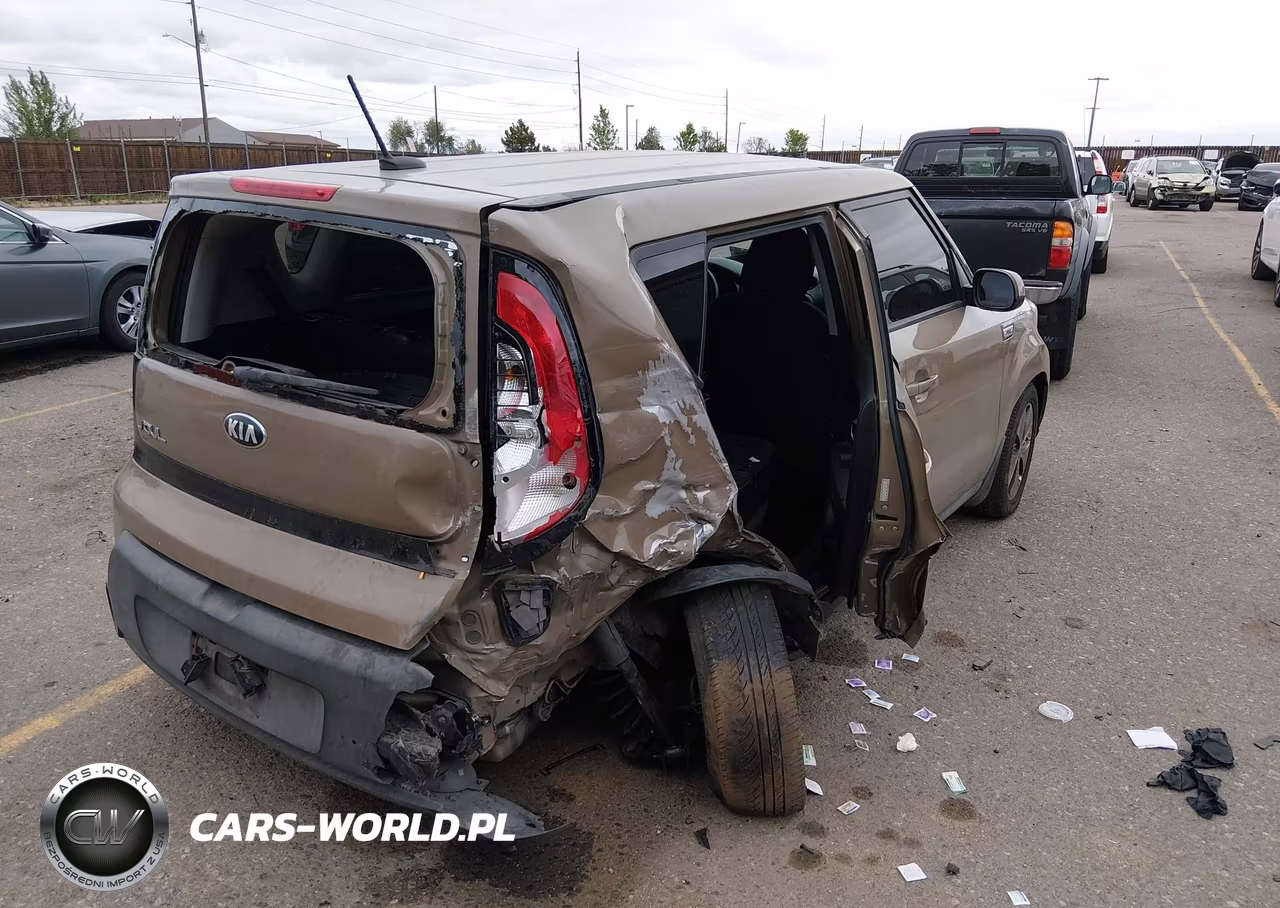 2015 Kia Soul VIN:KNDJN2A29F7189121 - 4