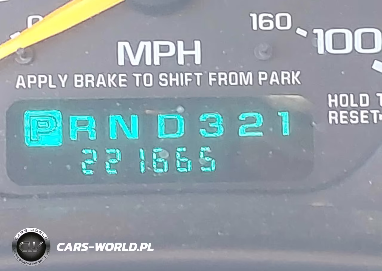 1999 Chevrolet Silverado 1500 VIN:1GCEC14W9XZ117468 - 15