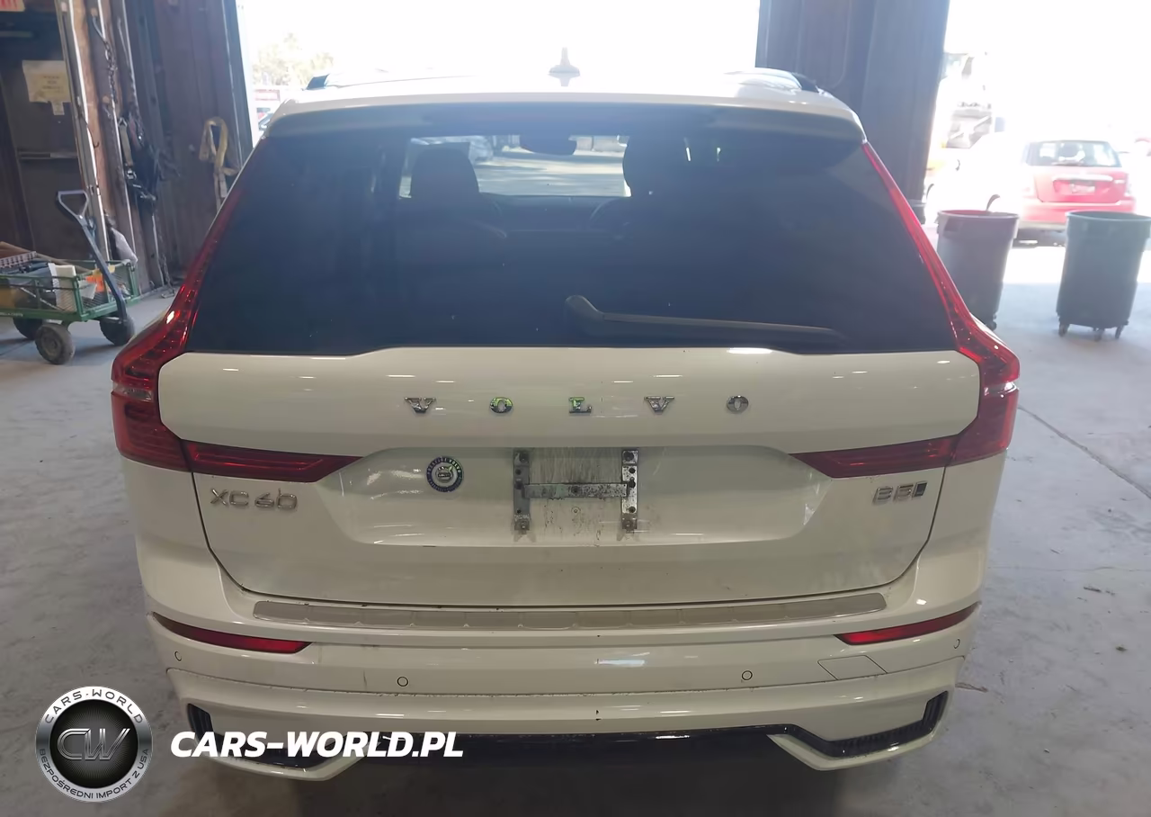 2024 Volvo Xc60 B5 Plus Dark Theme VIN:YV4L12RL6R1715498 - 17