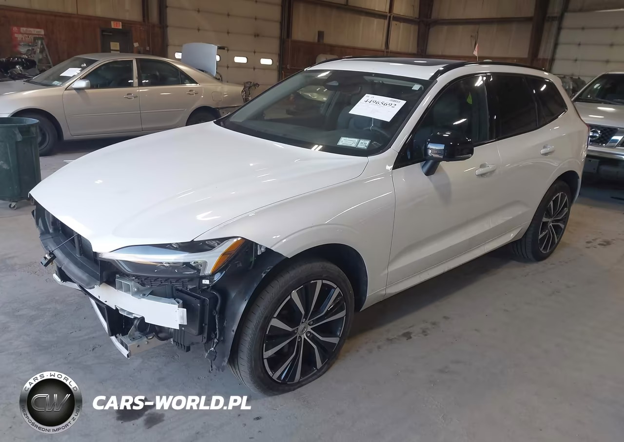2024 Volvo Xc60 B5 Plus Dark Theme VIN:YV4L12RL6R1715498 - 2