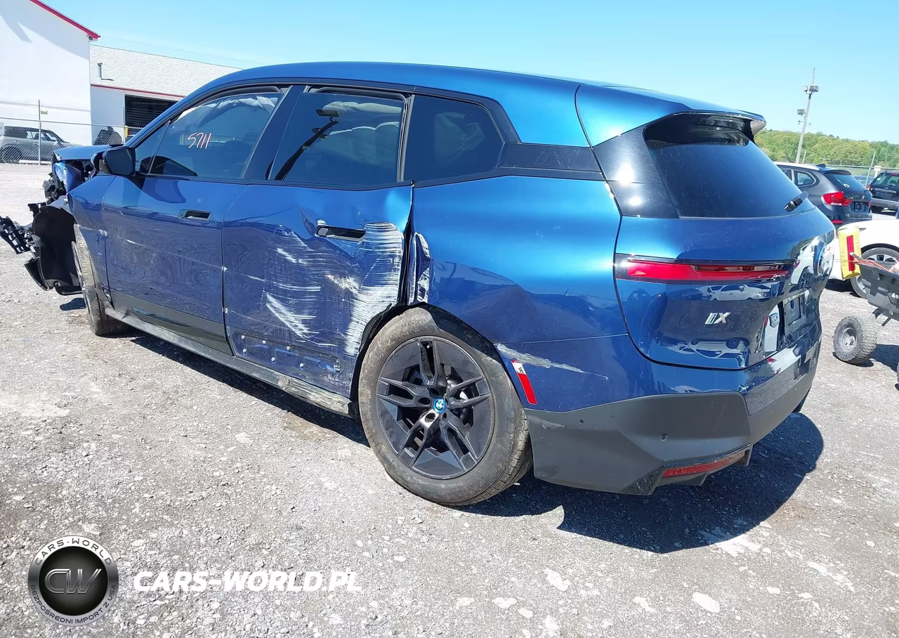 2024 BMW Ix xDrive50 VIN:WB523CF02RCP02725 - 3