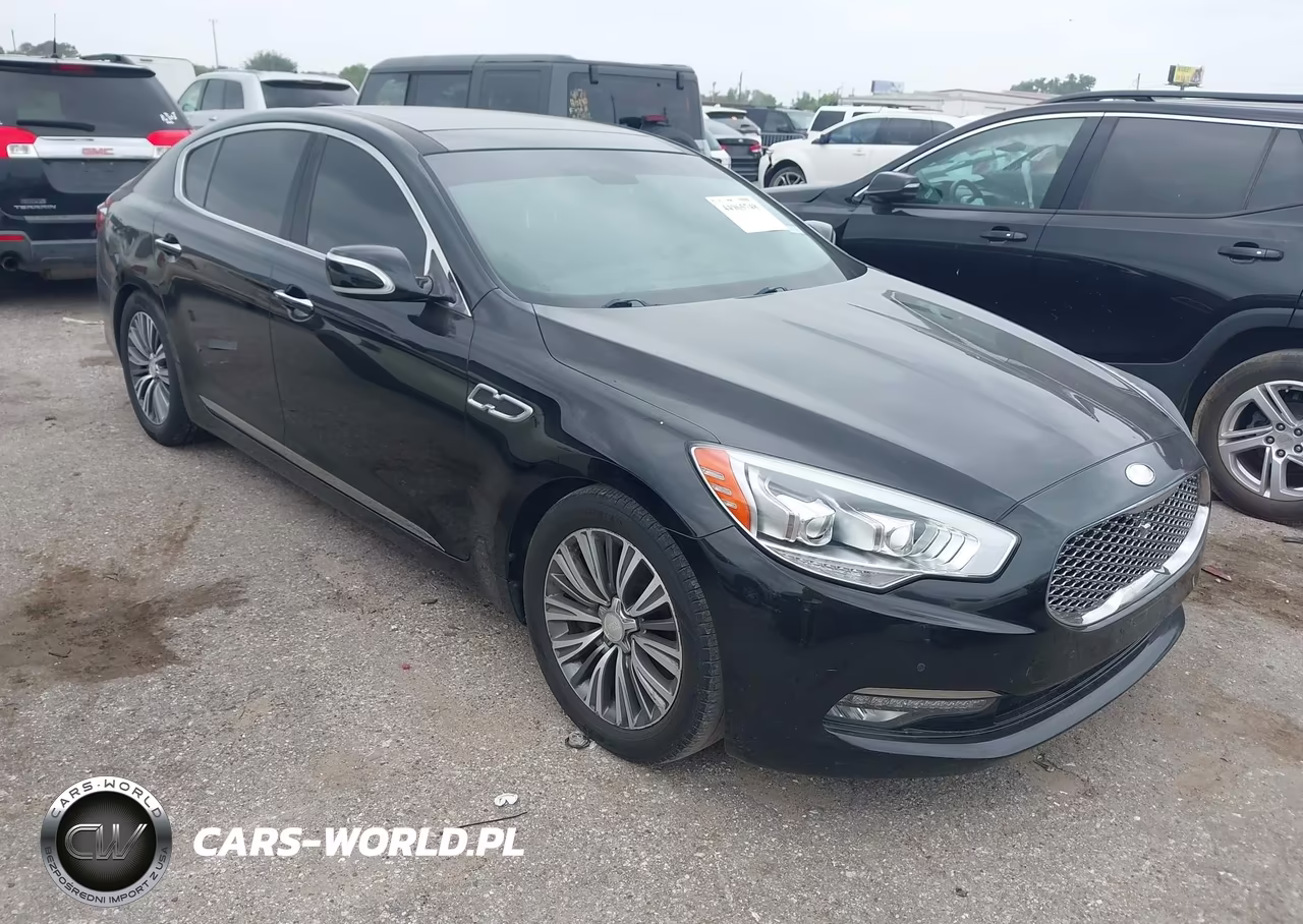 2017 Kia K900 Premium 3.8L
