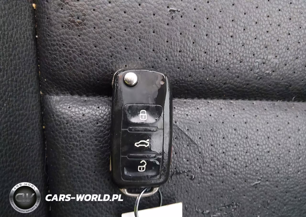 2017 Volkswagen Tiguan 2.0T S VIN:WVGBV7AX2HW508229 - 11