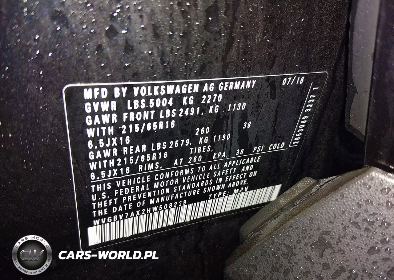 2017 Volkswagen Tiguan 2.0T S VIN:WVGBV7AX2HW508229 - 9