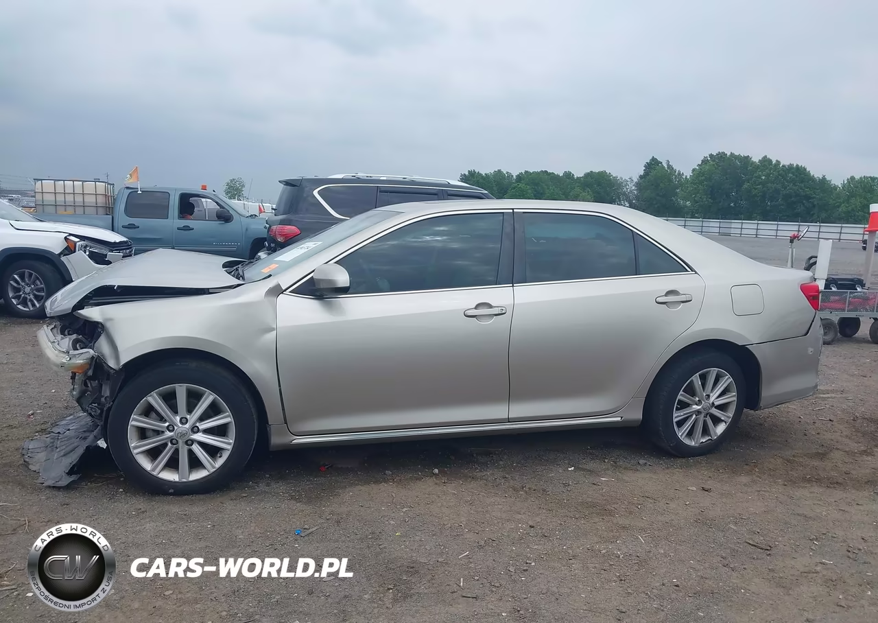 2014 Toyota Camry Xle VIN:4T4BF1FK8ER420385 - 15