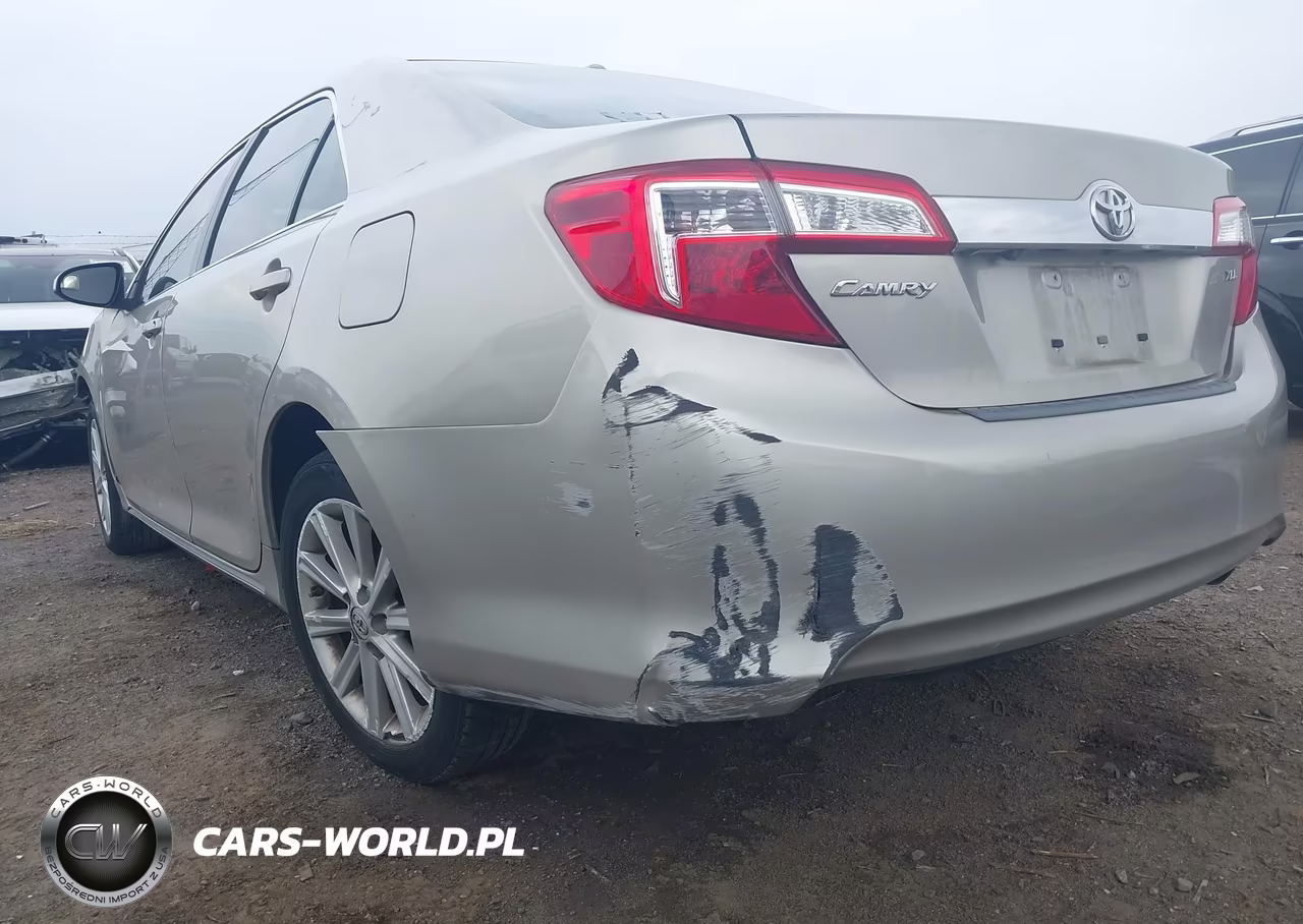 2014 Toyota Camry Xle VIN:4T4BF1FK8ER420385 - 22