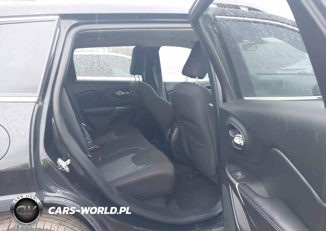 2019 Jeep Cherokee North VIN:1C4PJMCB3KD279715 - 8