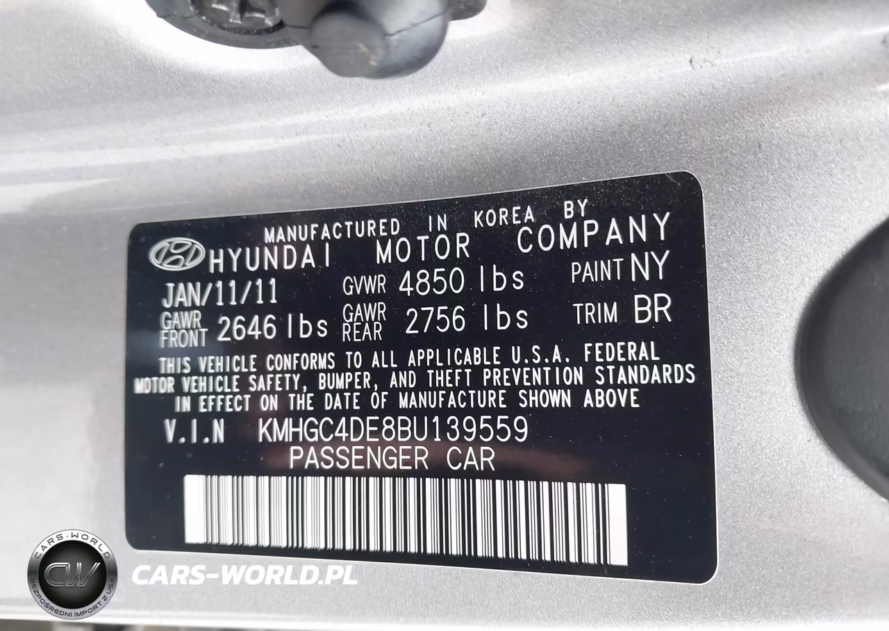 2011 Hyundai Genesis 3.8 VIN:KMHGC4DE8BU139559 - 9