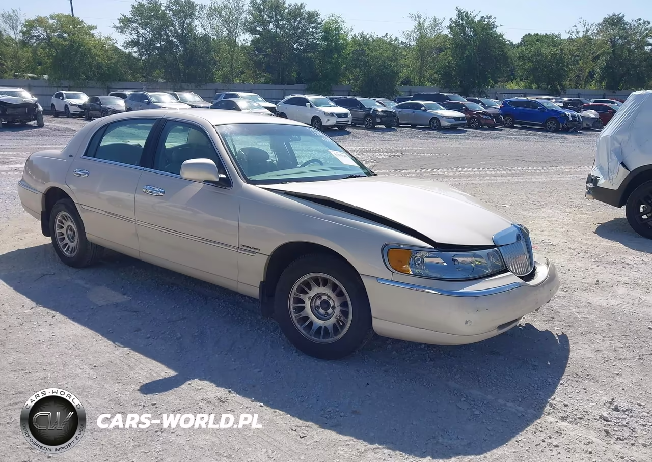 1999 Lincoln Town Car Cartier