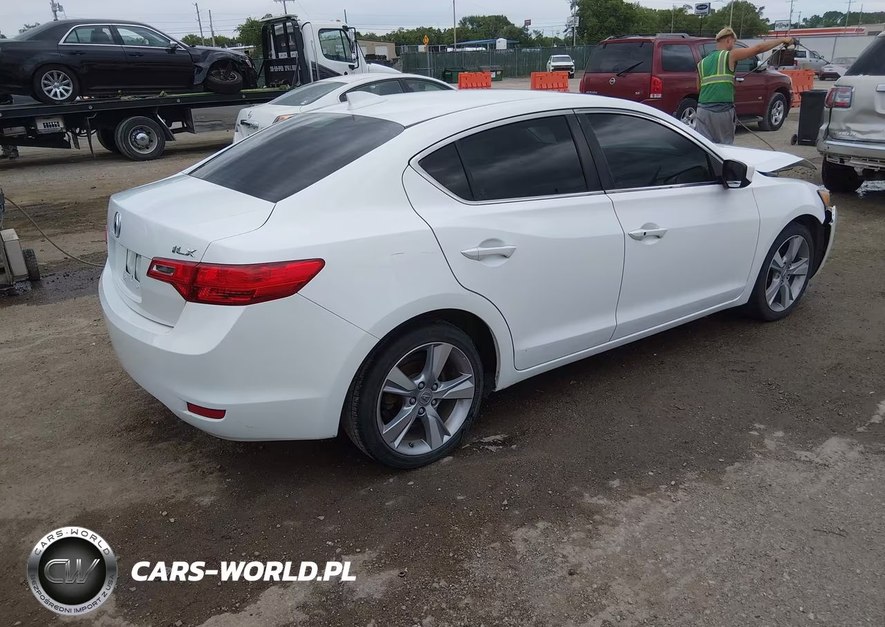 2013 Acura Ilx 2.0L VIN:19VDE1F77DE019695 - 4