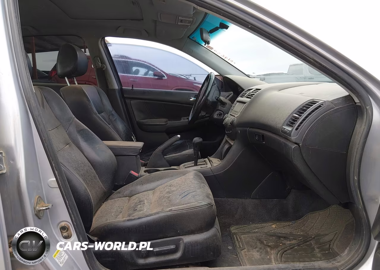 2003 Honda Accord 3.0 Ex VIN:1HGCM66553A093444 - 5