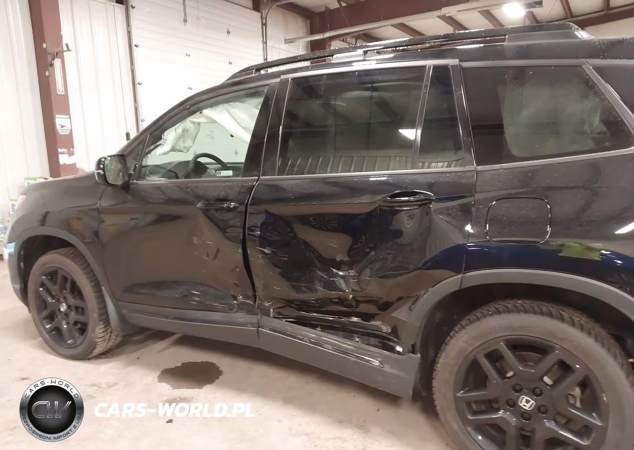 2024 Honda Passport Awd Black VIN:5FNYF8H88RB002605 - 6